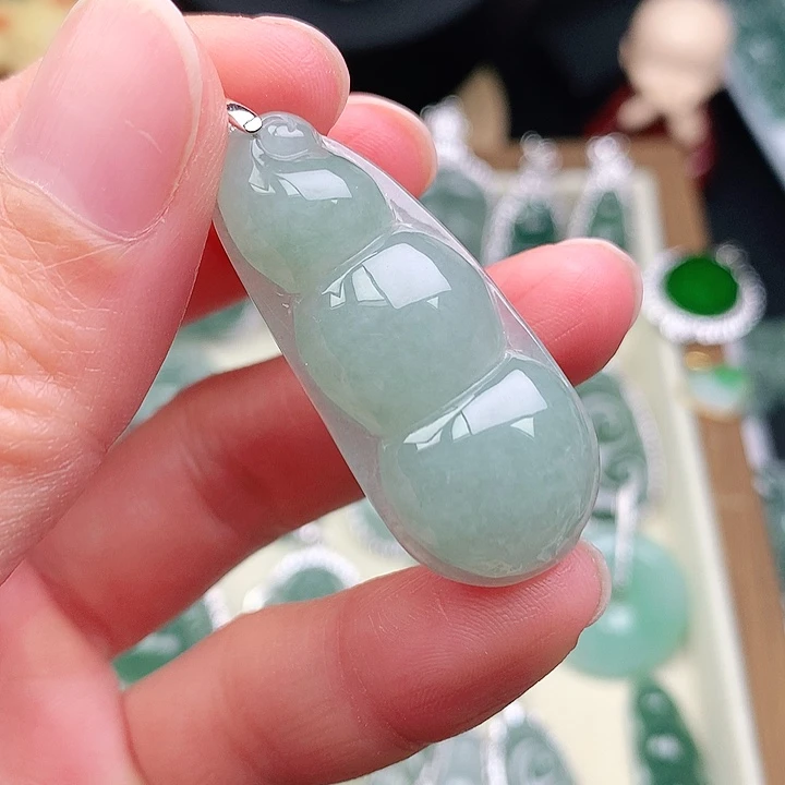 颈饰银S925镶嵌翡翠吊坠