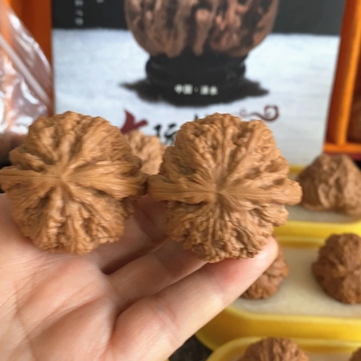 文玩核桃把件粗筋 41 40