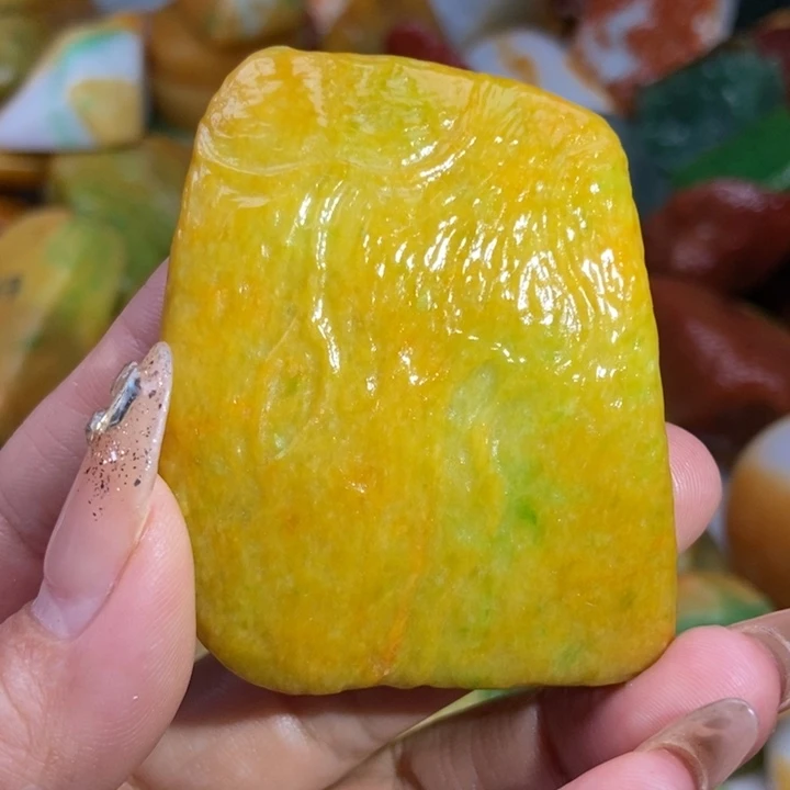 翡翠未镶嵌挂件缅甸