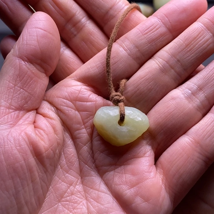 和田玉颈饰未镶嵌用****3