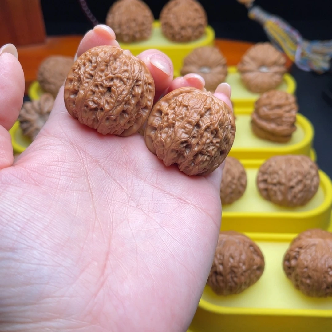 把件文玩核桃35血麒麟