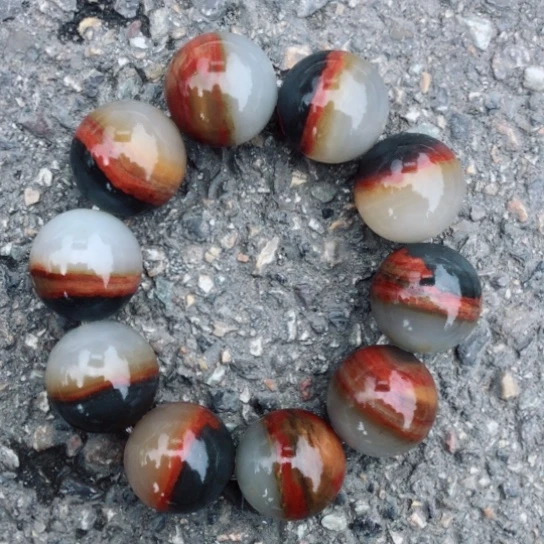 石英质玉（黄龙玉）未镶嵌串串