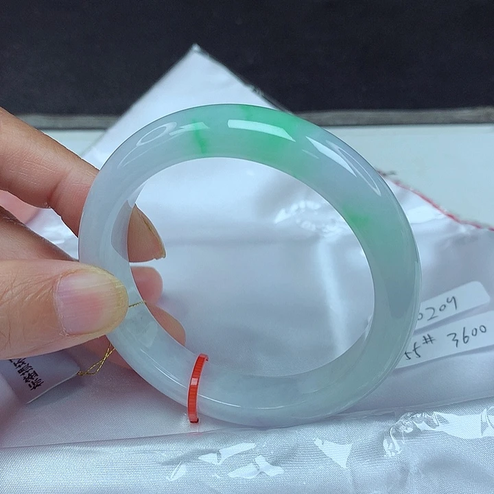翡翠未镶嵌手镯55圈0209