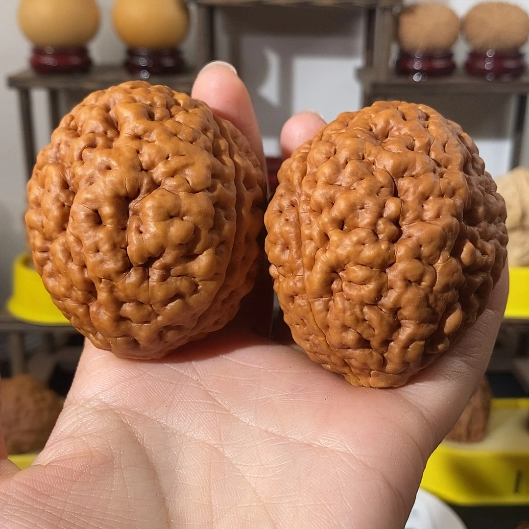 吊坠文玩核桃三瓣脑纹金刚5463