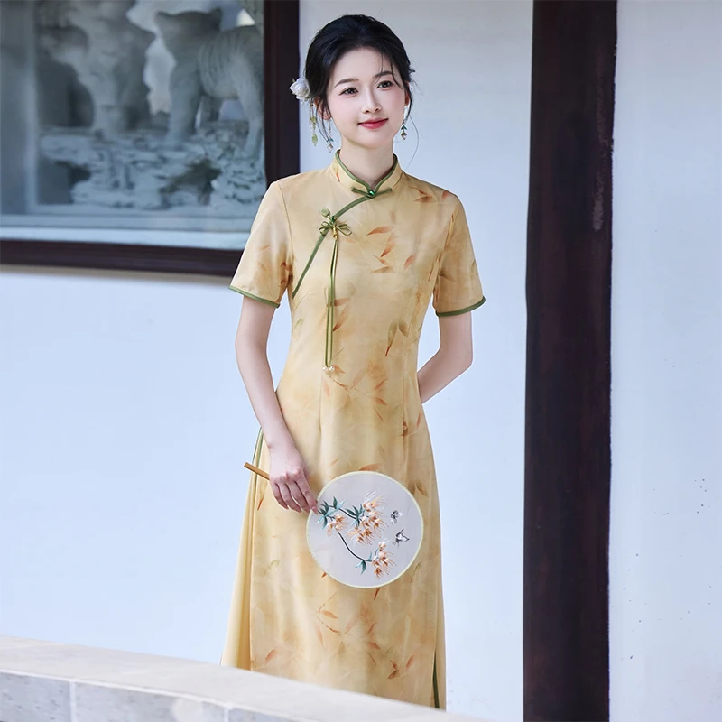 年轻款气质浅黄色2025年夏季新款改良版旗袍奥黛女连衣裙送考日常
