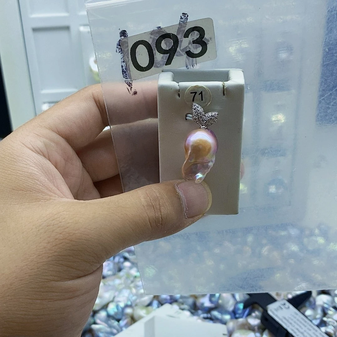 淡水珍珠合金颈饰