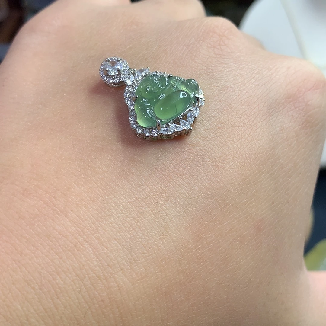 翡翠银S925镶嵌颈饰冰晴底佛