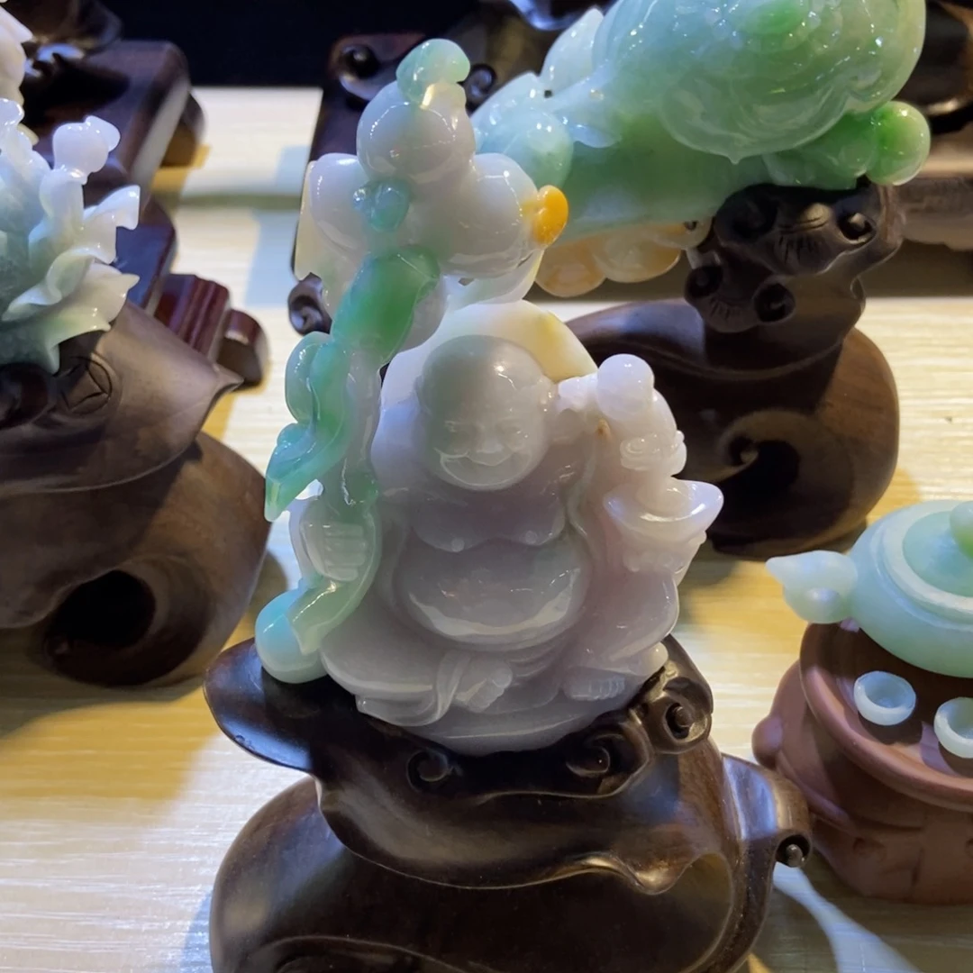 未镶嵌挂件翡翠好看的翡翠佛公