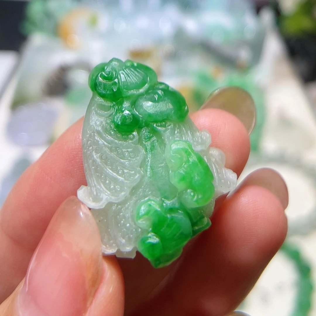 定制翡翠未镶嵌白菜