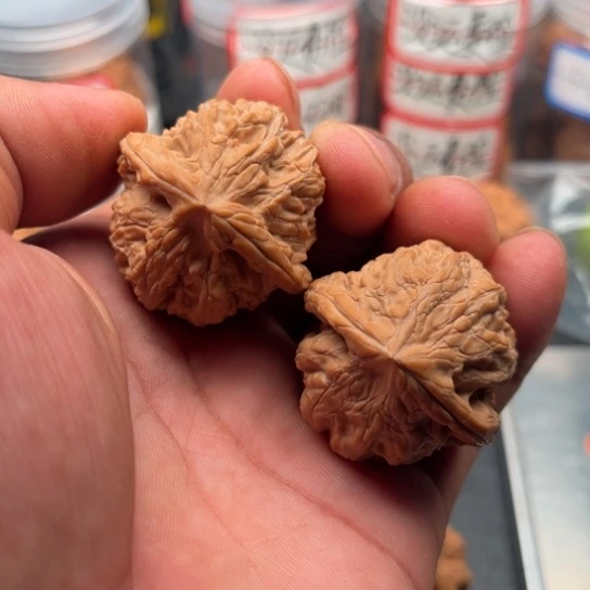 把件文玩核桃靠山王