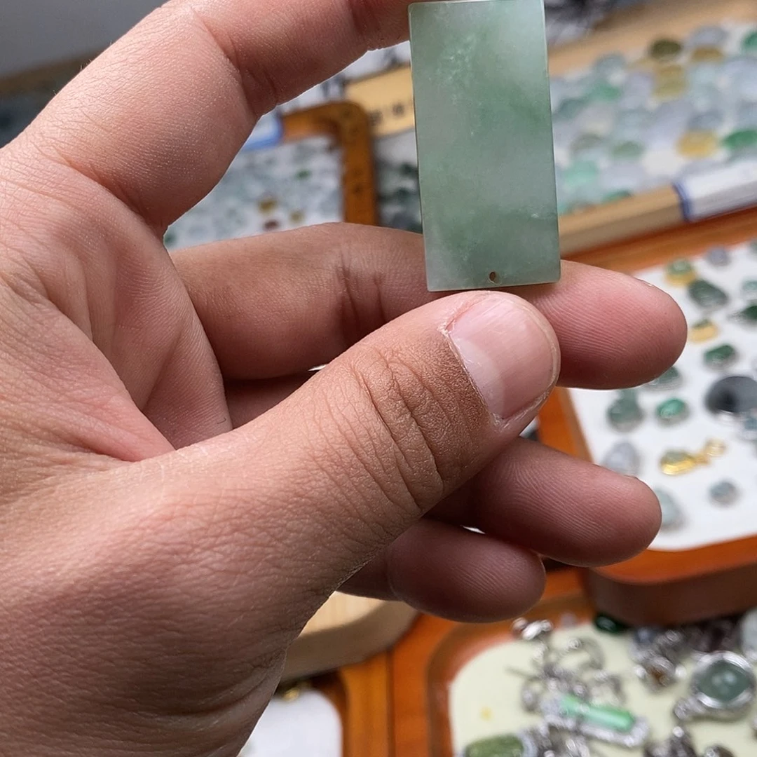 翡翠颈饰未镶嵌福利