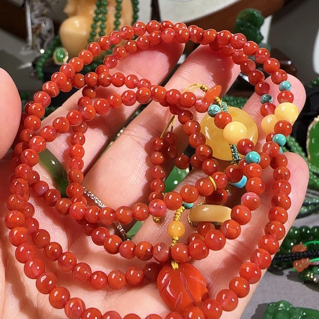 南红玛瑙颈饰未镶嵌