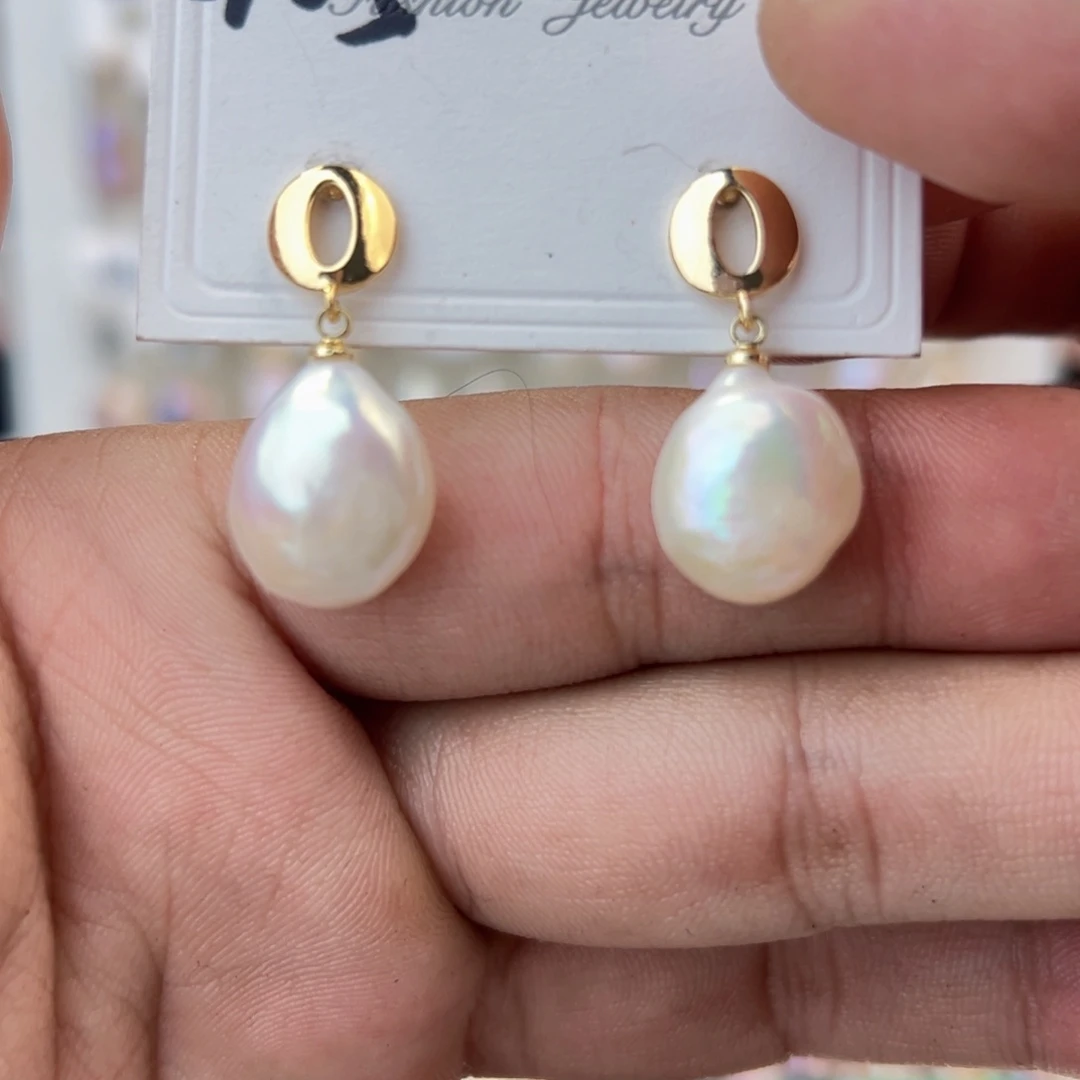 淡水珍珠耳饰未镶嵌