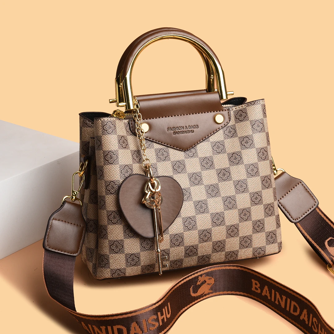 新款时尚百搭潮流女包单肩斜挎包2115棋盘格卡其