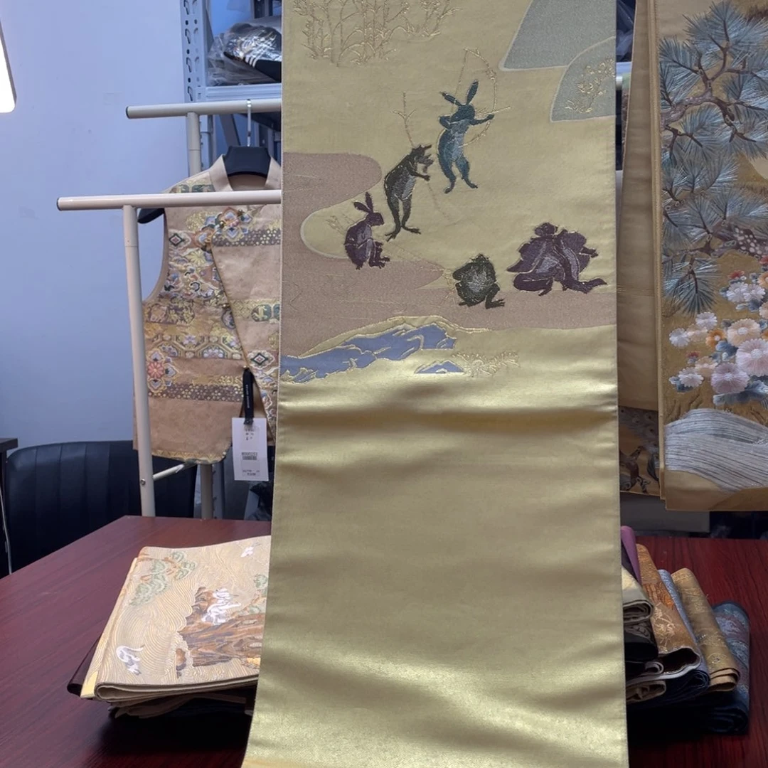 织绣本金箔本金箔