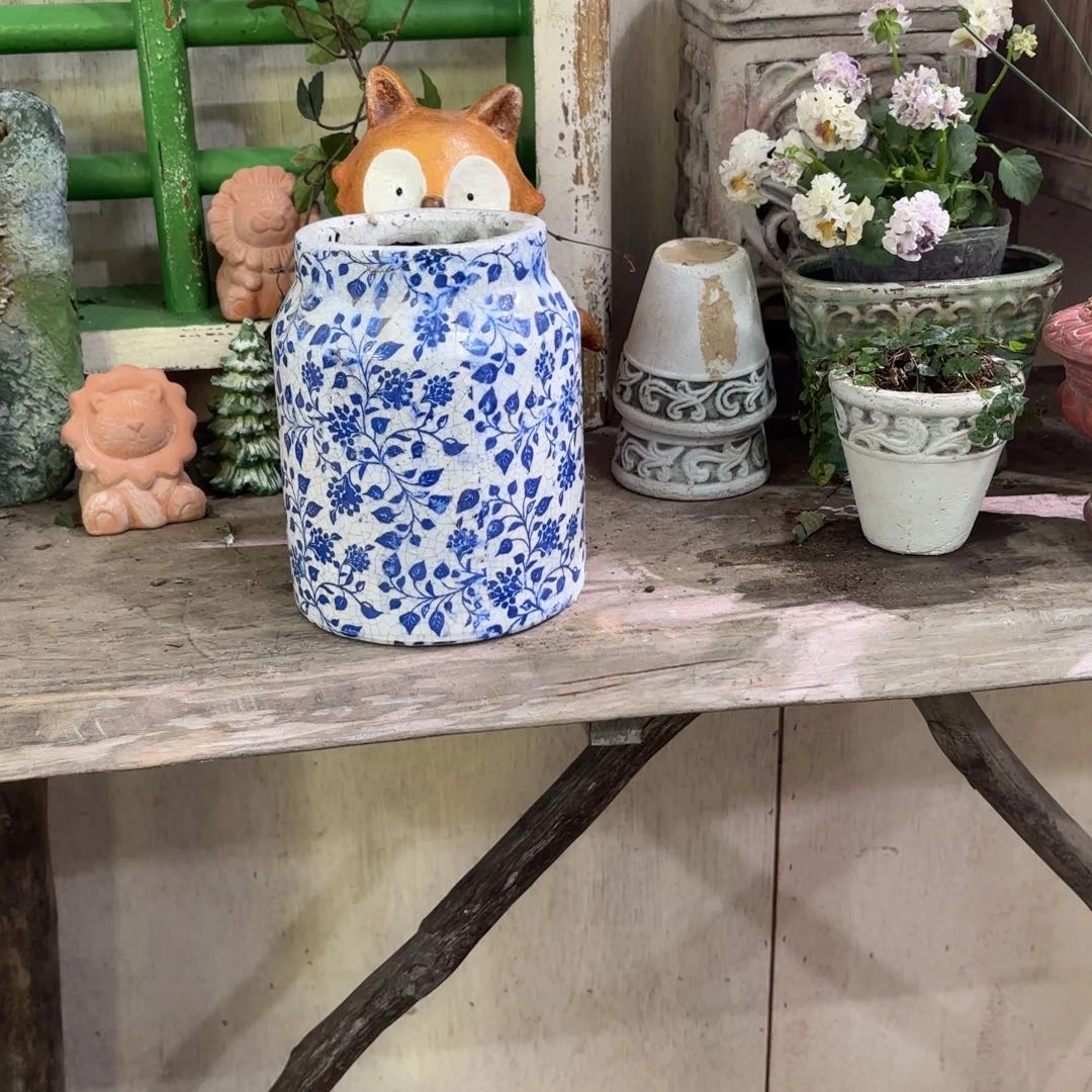 许纯房花房 青花罐子002