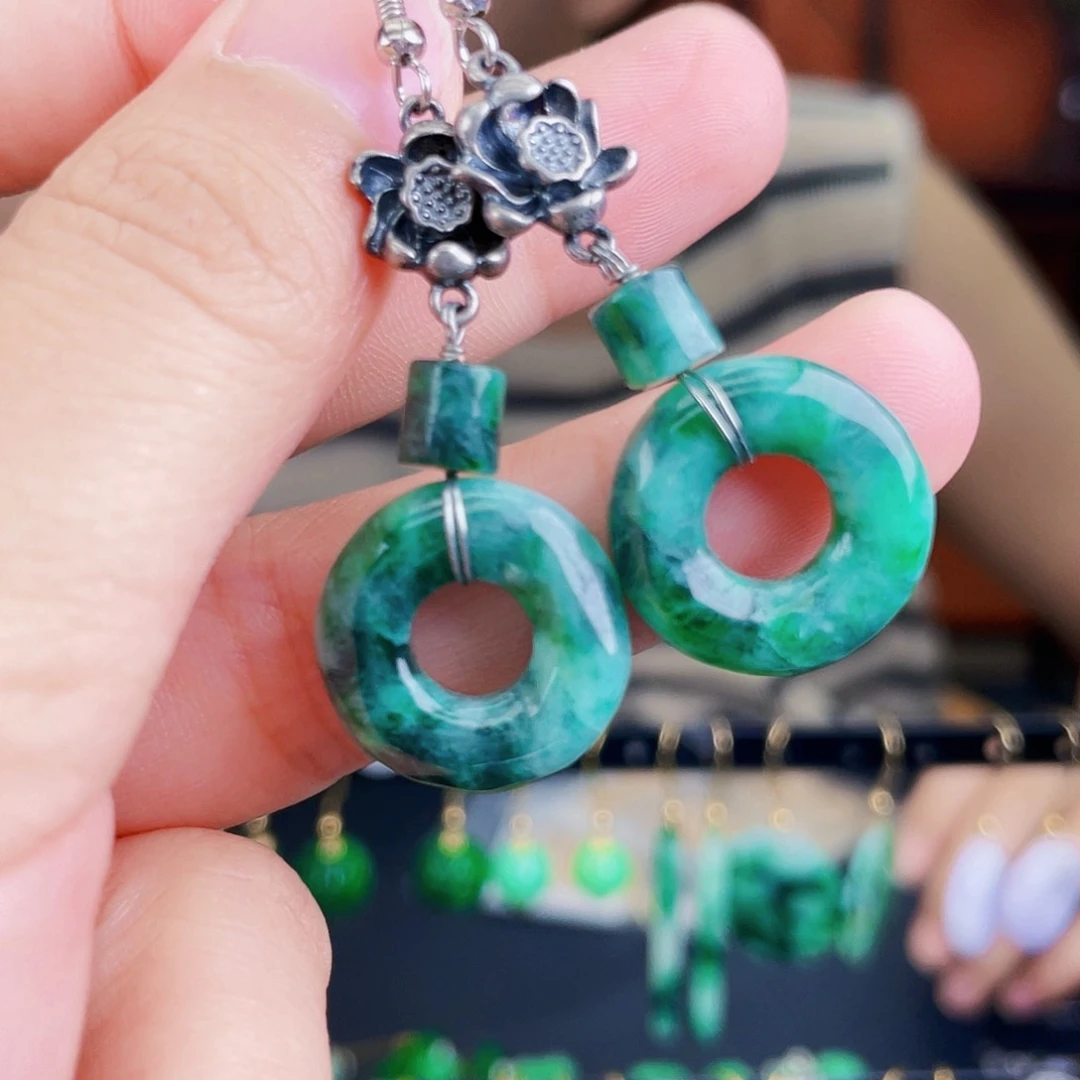 翡翠未镶嵌耳环饰品