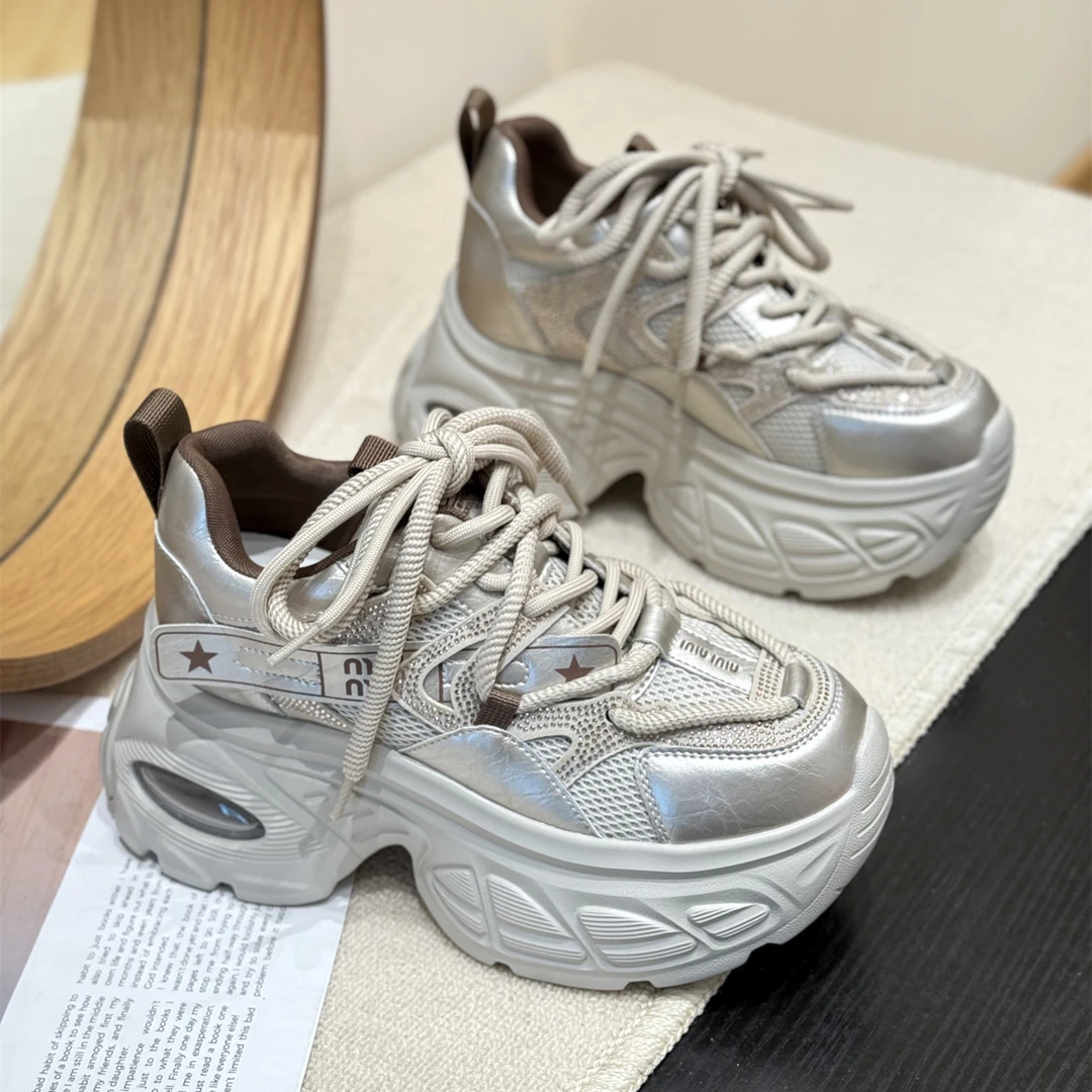 真皮显瘦松糕增高小个子老爹鞋女2025新款秋季厚底水钻气垫运动鞋