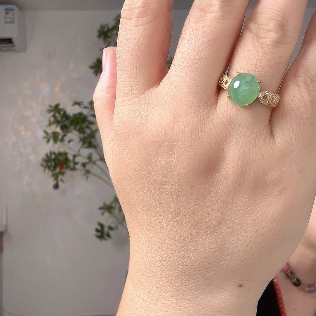 翡翠戒指未镶嵌果绿圆