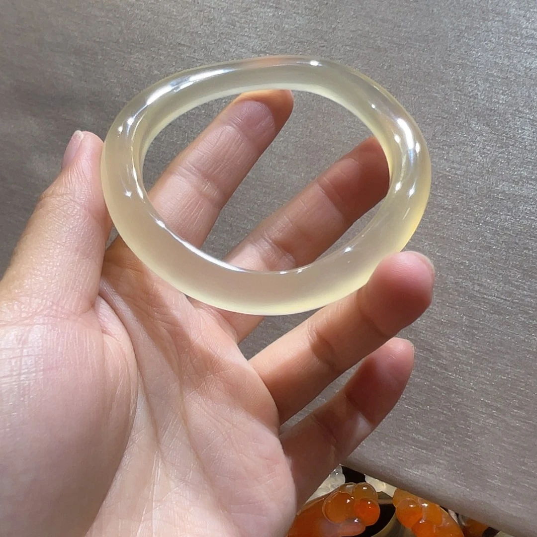 玛瑙/玉髓未镶嵌手镯