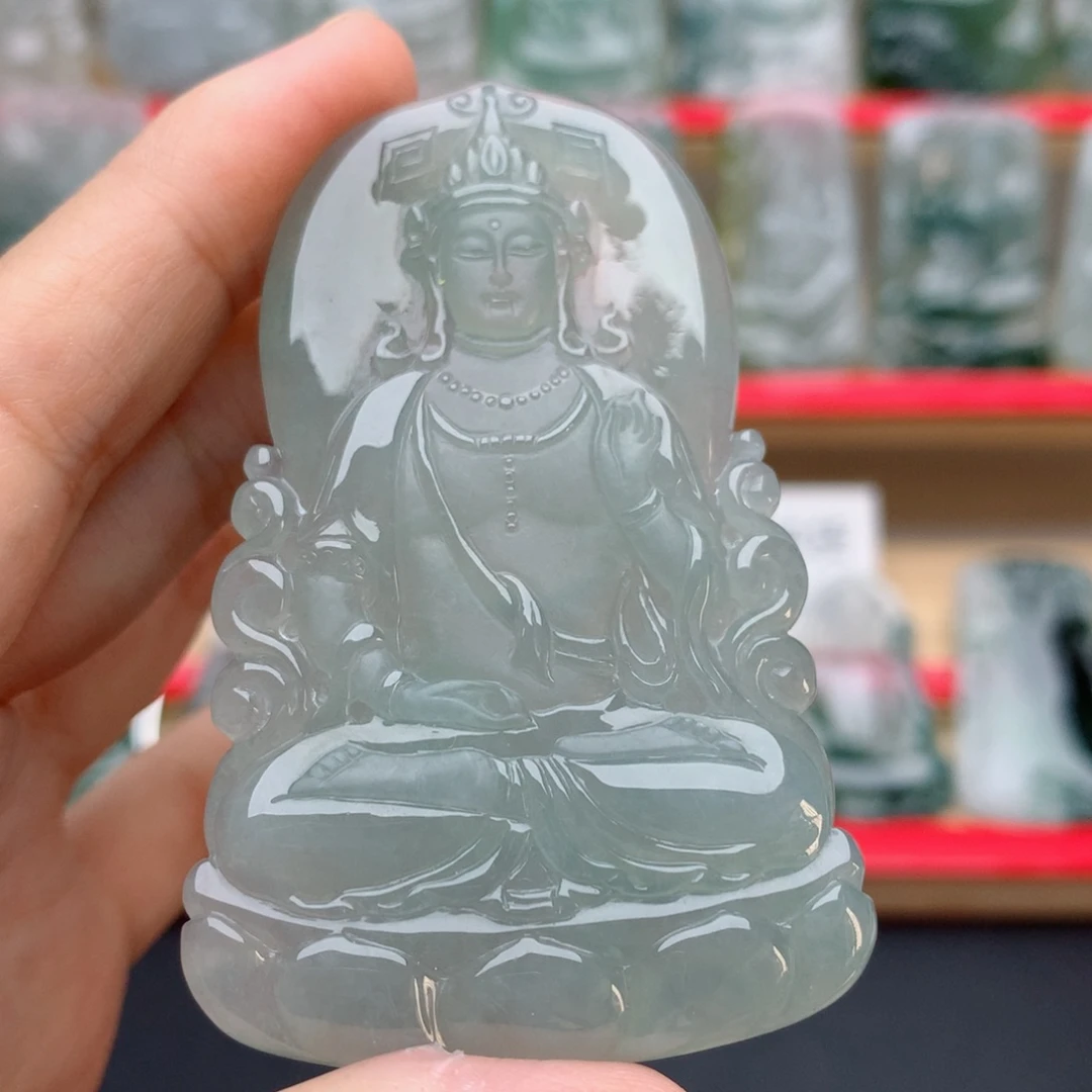 颈饰未镶嵌翡翠观音
