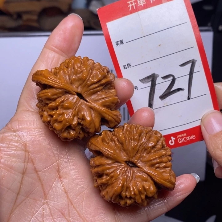 文玩核桃把件727，48官帽