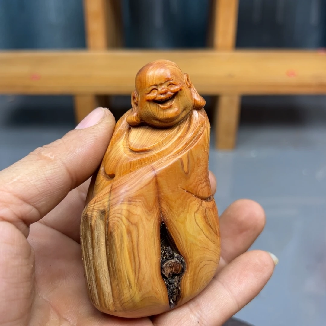 黄***画木崖柏木摆件手把件