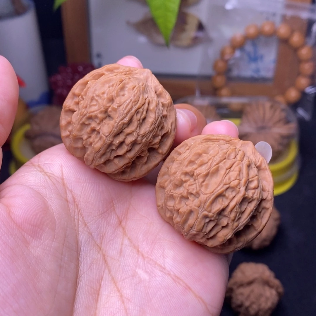 把件文玩核桃36龙胆