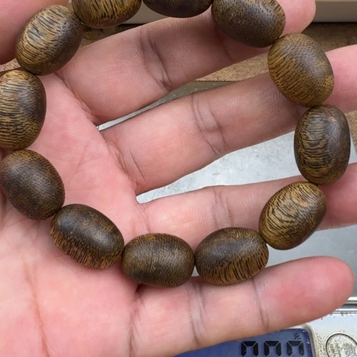 烟***酒沉香手串乌身手串11克加