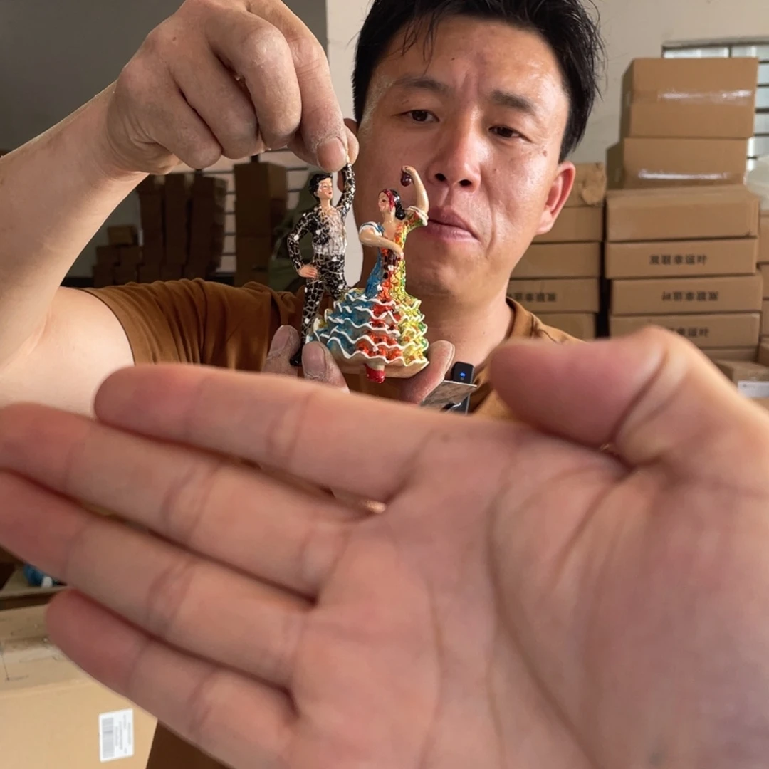 【闪购商品】树脂巴塞罗那 舞女摆件