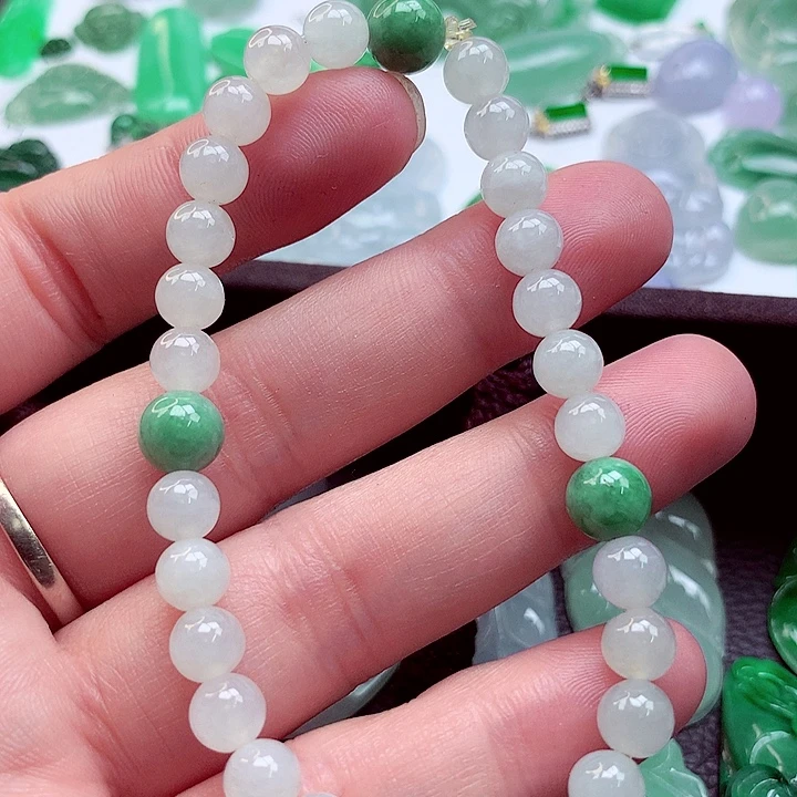 翡翠未镶嵌吊坠(不含链)手链