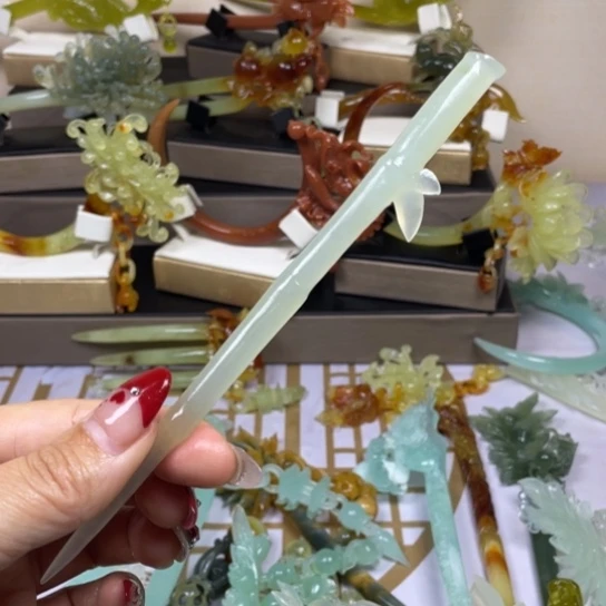 蛇纹石玉发饰未镶嵌