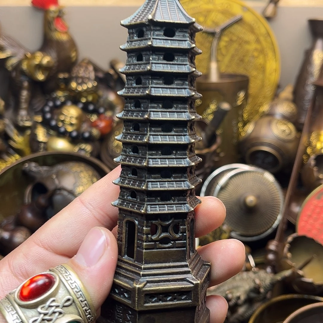 精美铜器工艺品等