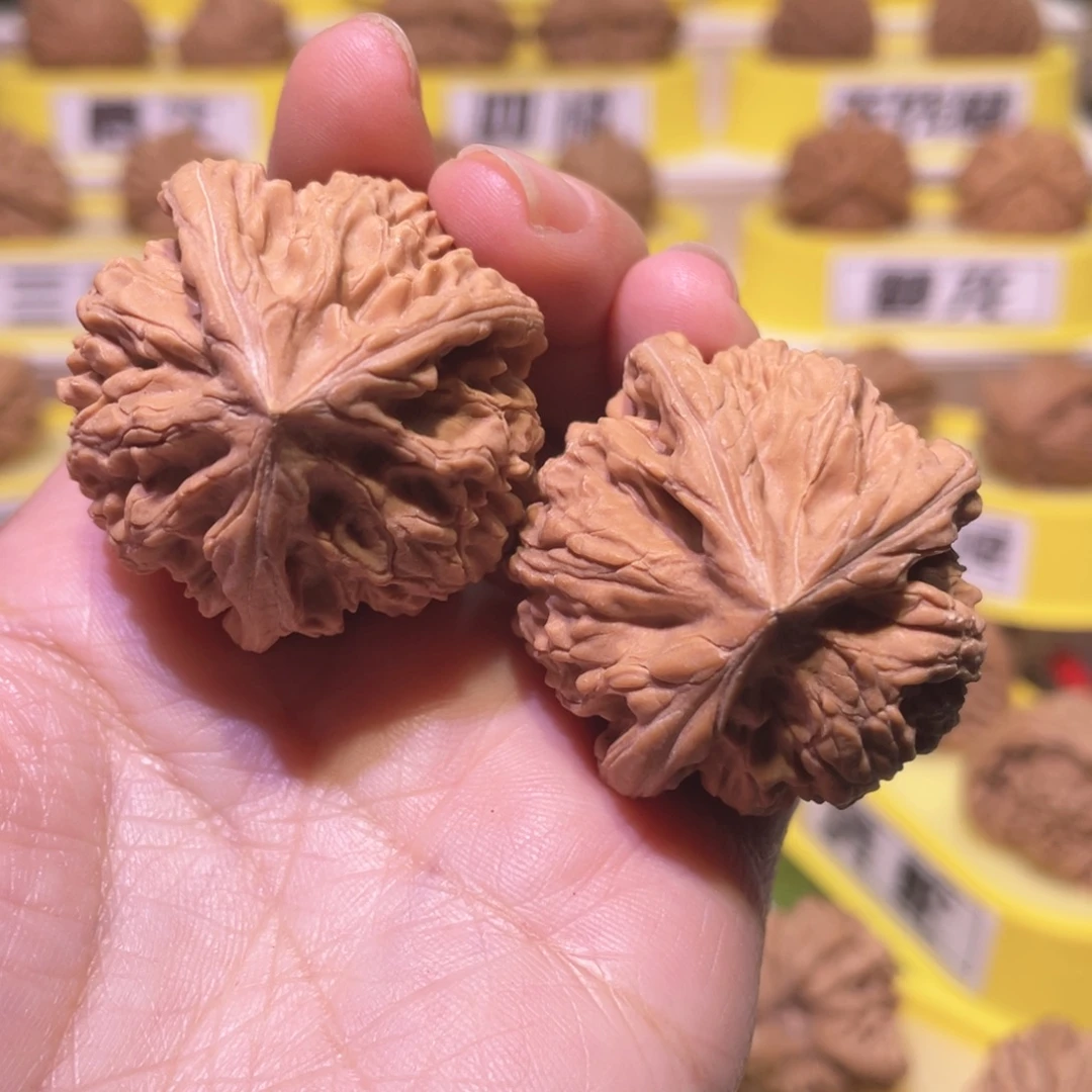 用***2桃核把件文山三棱37