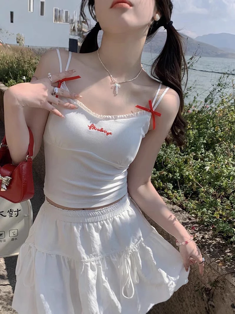 辣妹风双肩带蝴蝶结吊带背心女春季2025新款短款一体胸垫美背上衣