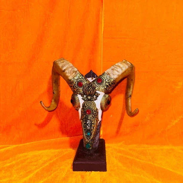 藏式包铜羊头骨工艺品 手工镶铜羊头标本 壁挂装饰 摆件店面装饰