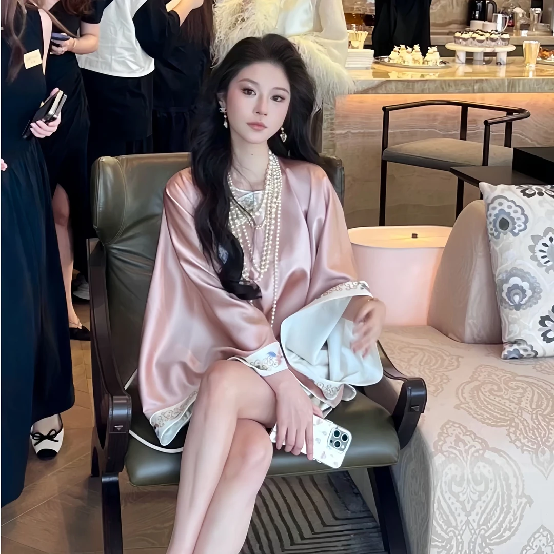 中式外套女款春秋国风刺绣缎面气质显瘦宽松外搭裙子财阀千金女装