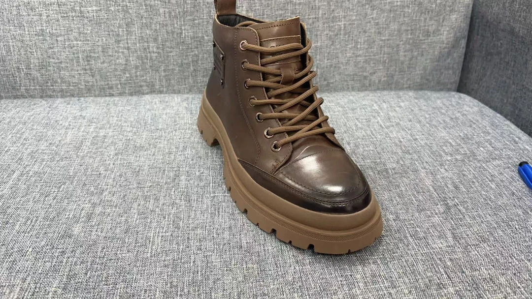 327 37（鞋面轻微划痕 介意勿拍）2025新款男款棕色马丁靴男