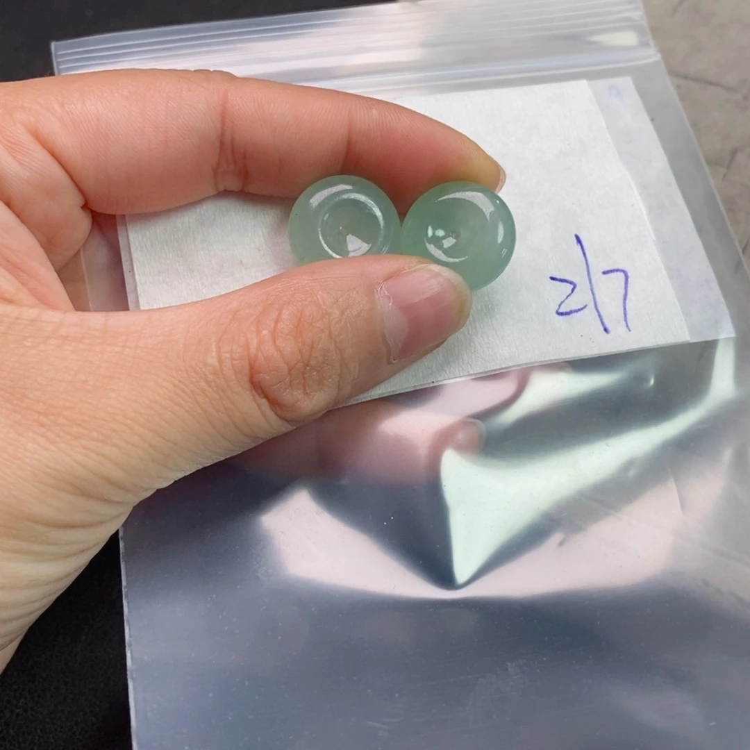 定制翡翠未镶嵌小*哥翡翠定制手链