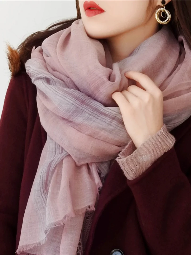 内蒙古薄款水溶羊毛格子围巾披肩时尚百搭款旅游度假头巾丝巾