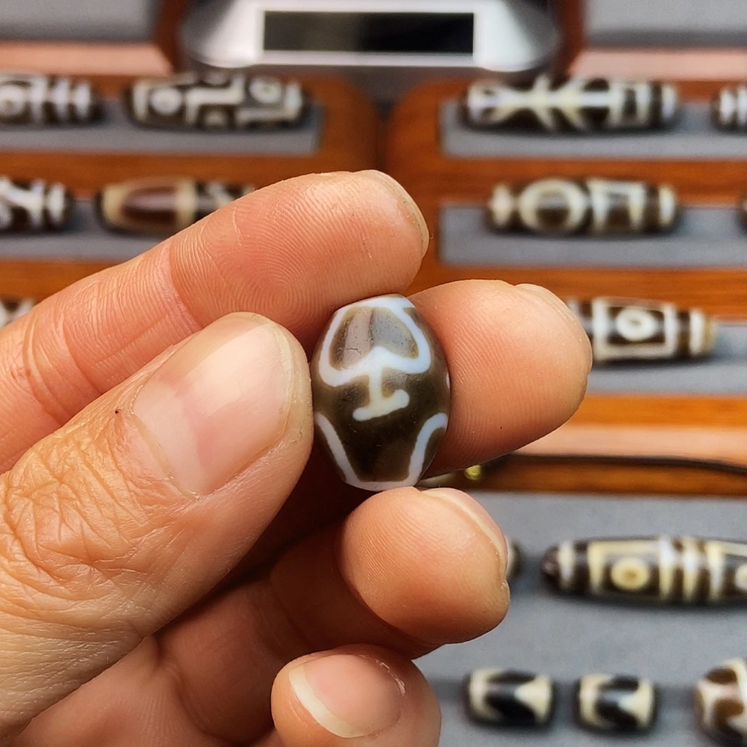 玛瑙/玉髓合金颈饰