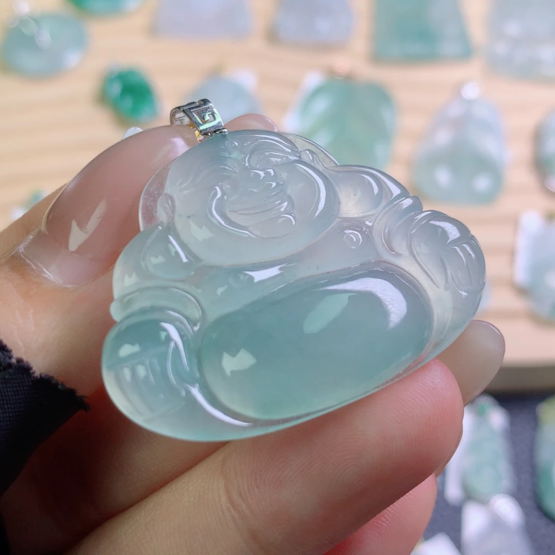 最***物翡翠18K金镶嵌颈饰翡翠吊坠