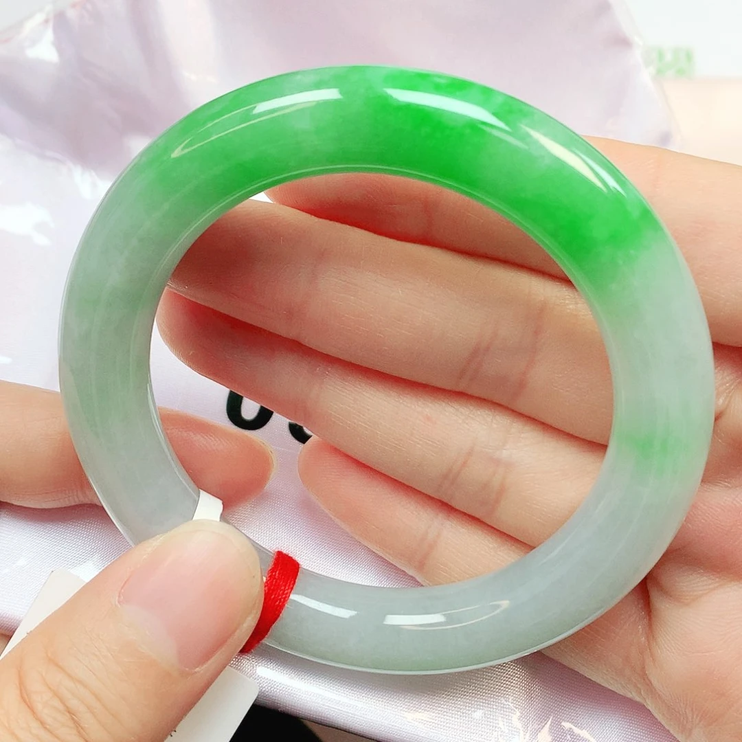 未镶嵌手镯翡翠抖音056