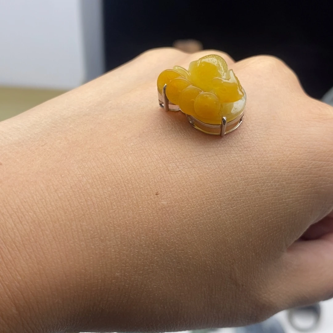 定制翡翠未镶嵌天然翡翠吊坠挂件
