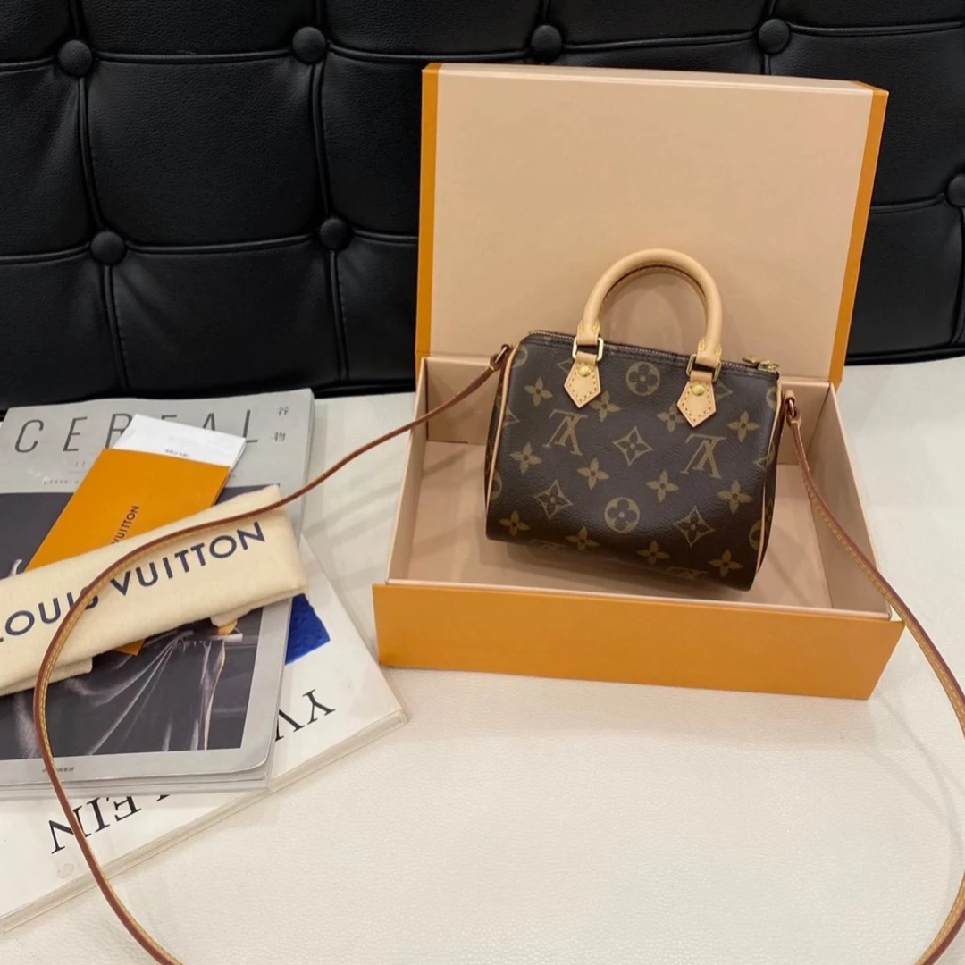 95新 LouisVuitton/路易威登 LV 老款 老花 speedy nano 斜挎包