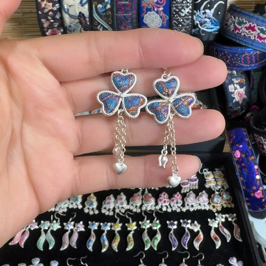 织绣民族风刺绣耳环