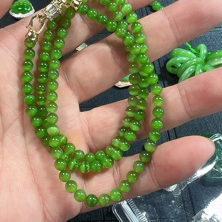 项链未镶嵌和田玉（碧玉）