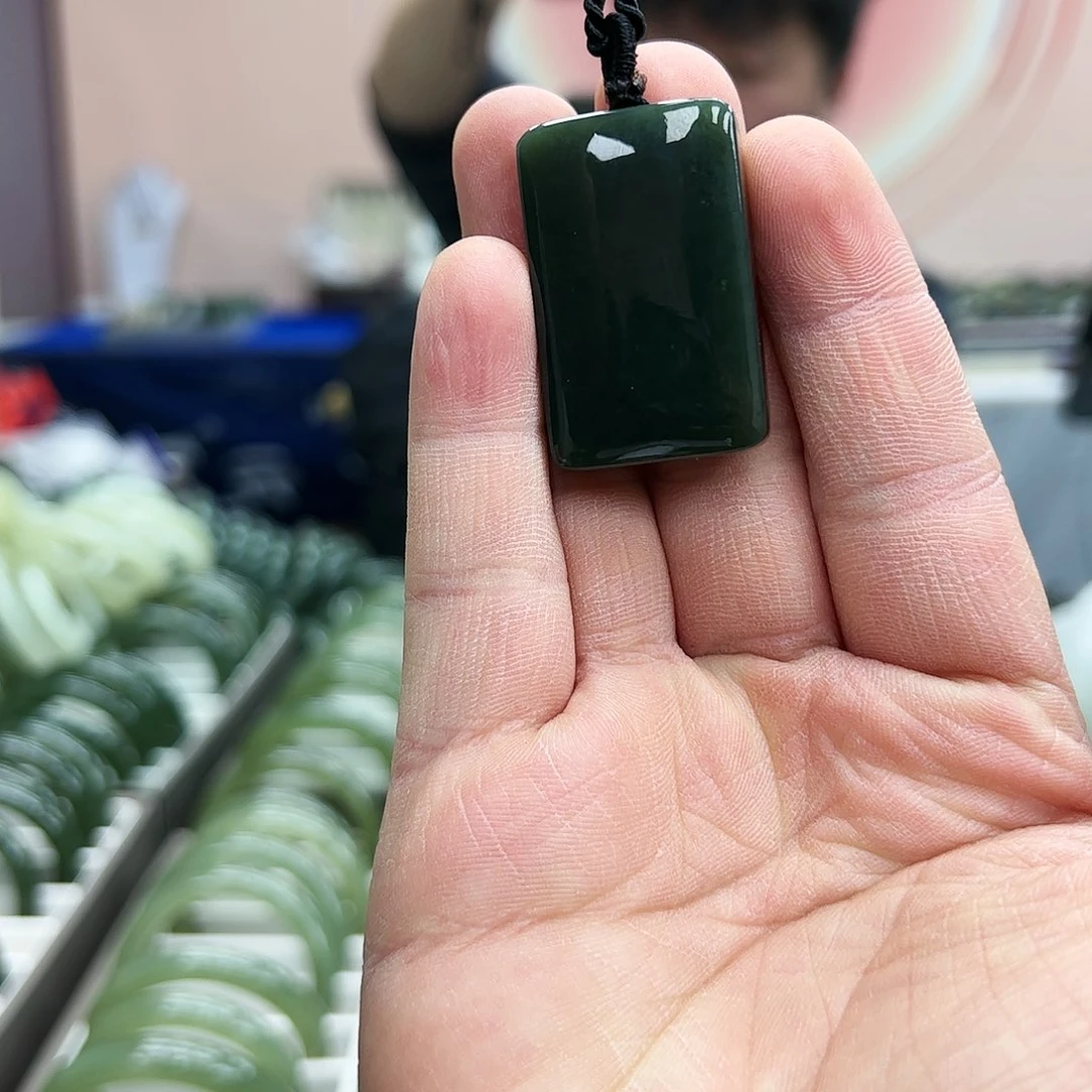 和田玉吊坠(不含链)未镶嵌