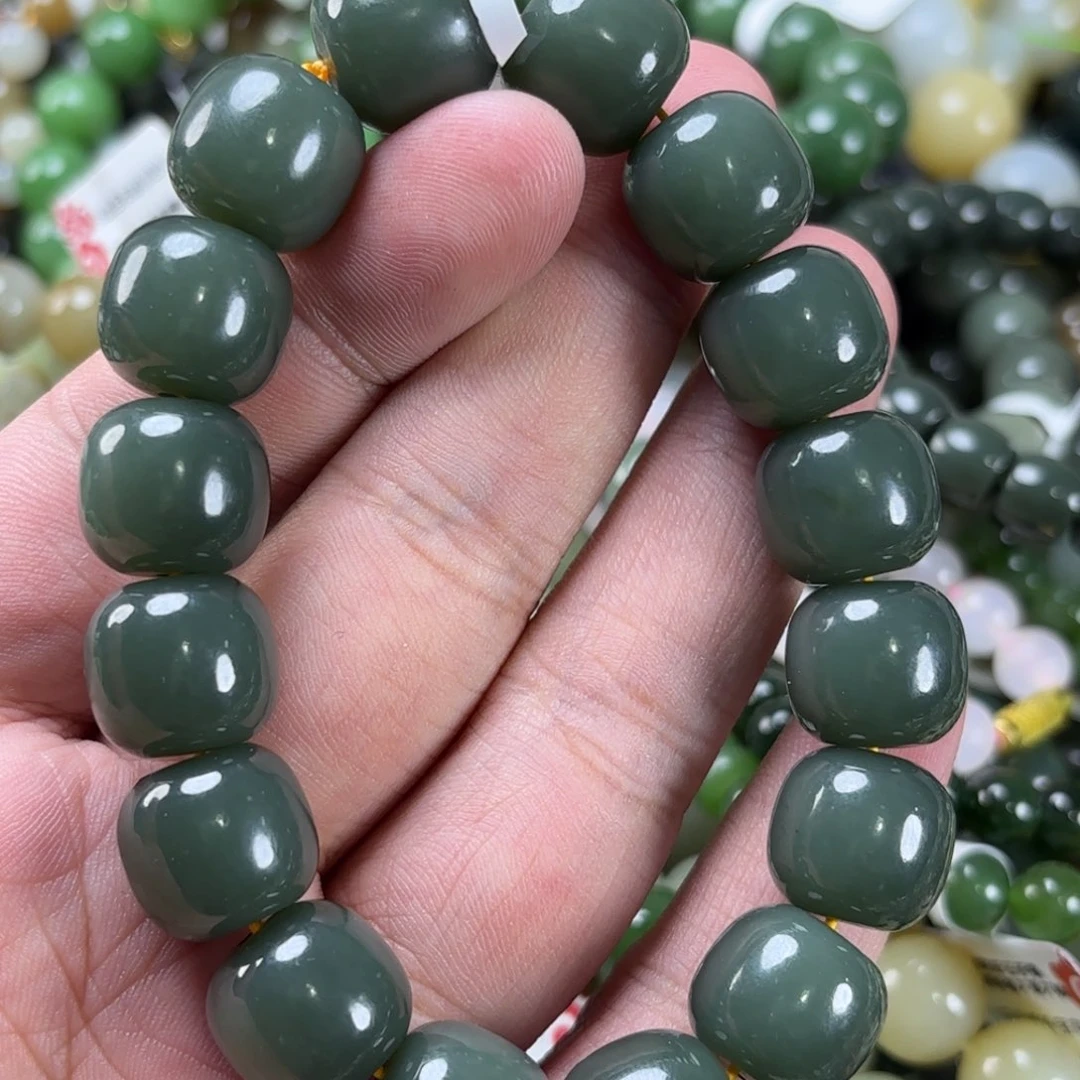 未镶嵌和田玉手链W283