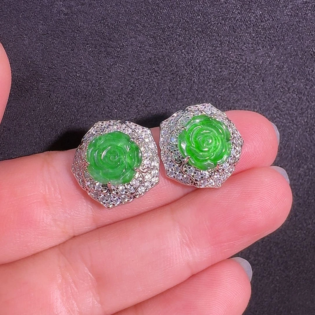 翡翠未镶嵌耳饰玫瑰